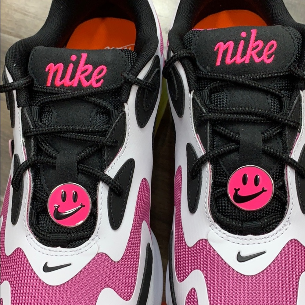 • NIKE W AIR MAX 200 black/hyper pink - Picture 8 of 16